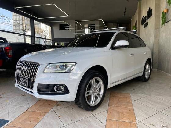 AUDI Q5 2.0 TFSI AMBIENTE 16V 225CV GASOLINA 4P AUTOMÁTICO AUDI Q5 2.0 TFSI AMBIENTE 16V 225CV GASOLINA 4P AUTOMÁTICO